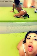 Latina  Maya Sin 380 18 18 955 foto selfie 4